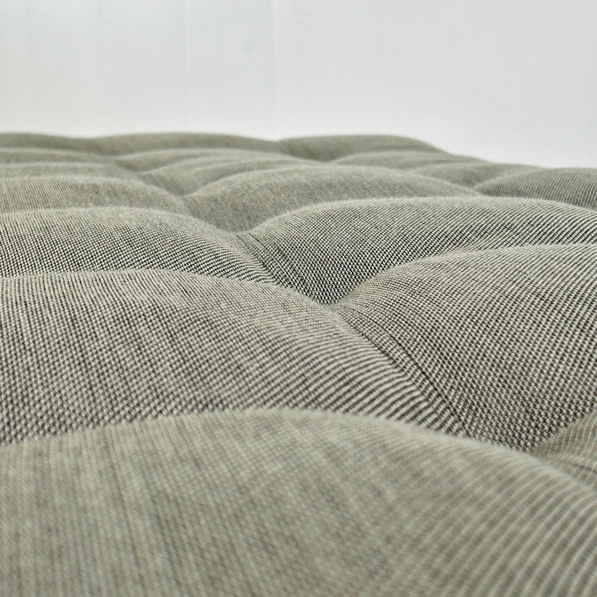 Carl Hansen & Son OW150 Daybed by Ole Wanscher @ REHAUS
