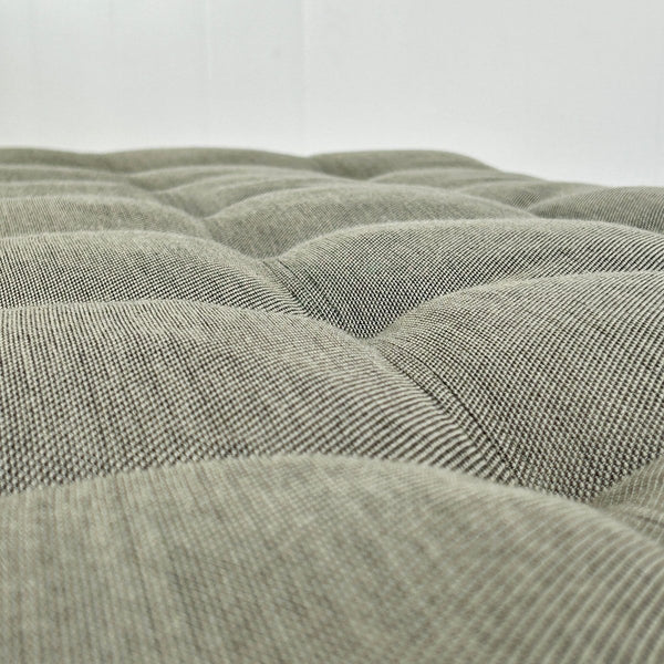 Carl Hansen & Son OW150 Daybed by Ole Wanscher @ REHAUS