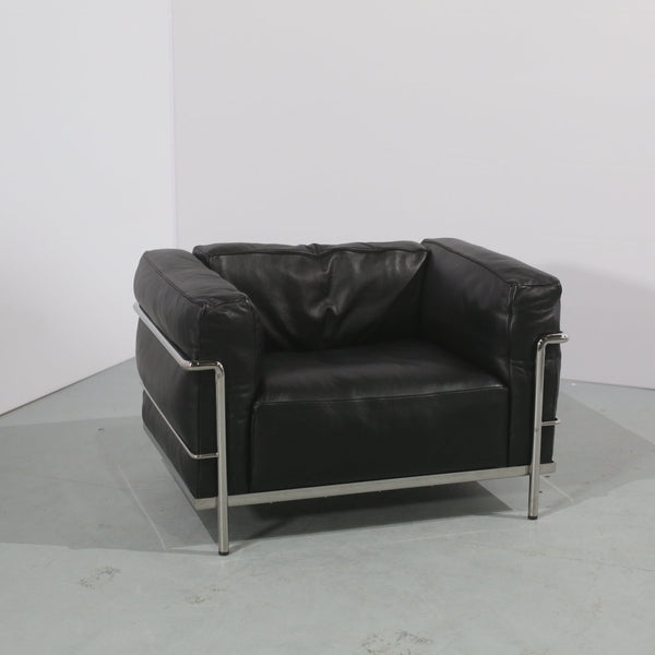 Cassina LC3 Armchair, Set of Two @ REHAUS