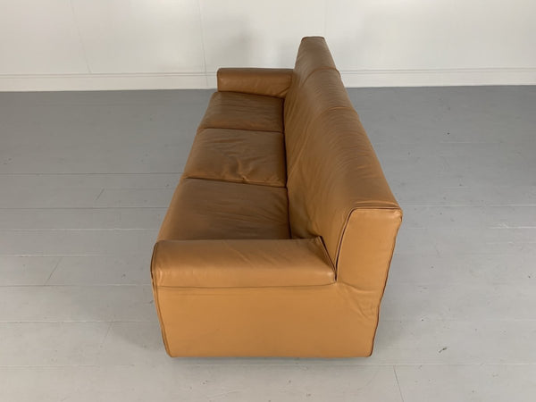 Cassina Sofa & 2 Armchairs - In Tan Brown Leather @ REHAUS