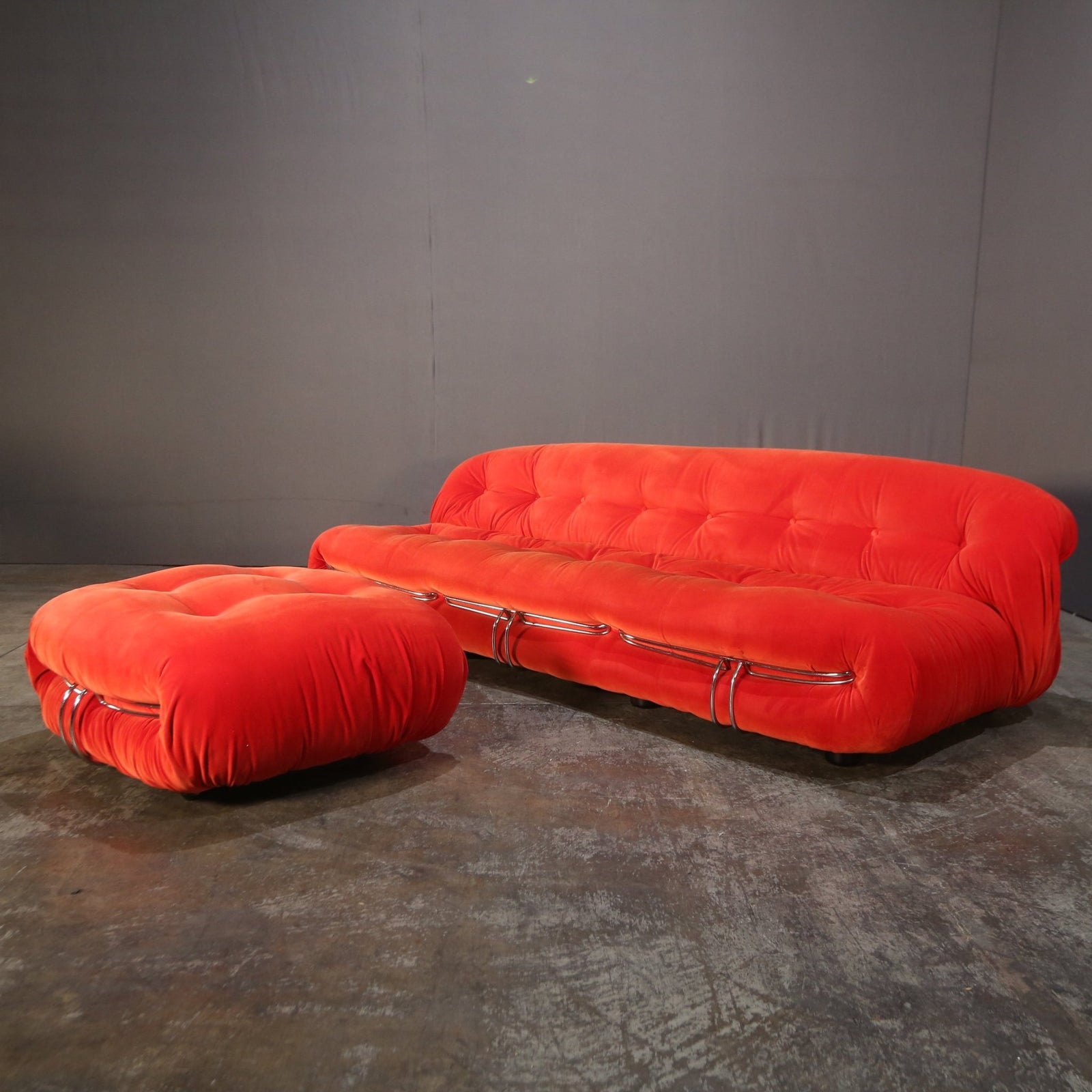 Cassina Soriana Ottoman by Afra & Tobia Scarpa @ REHAUS