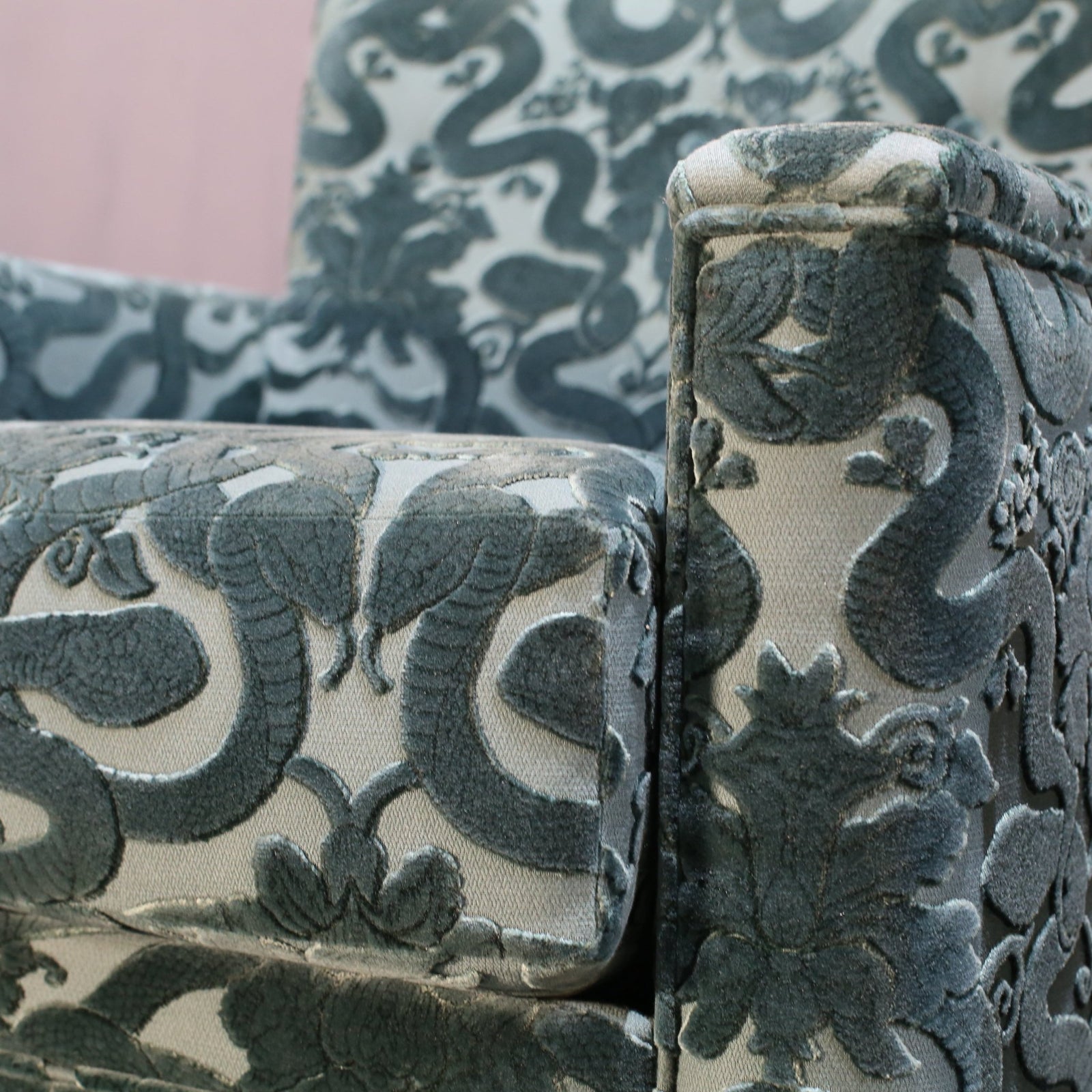 Christopher Guy Montecristo Swivel Armchair @ REHAUS