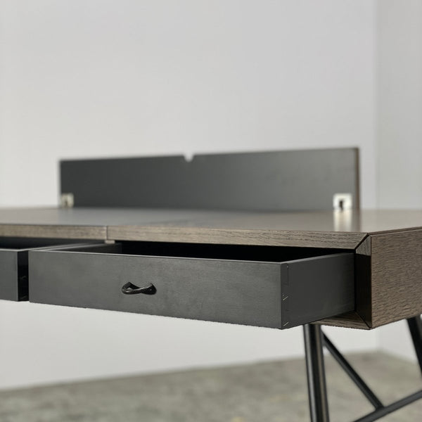 Cupertino Desk by BoConcept @ REHAUS