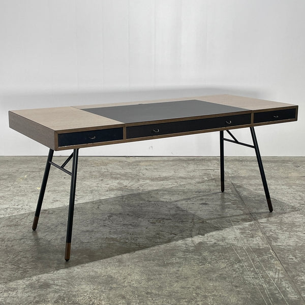 Cupertino Desk by BoConcept @ REHAUS