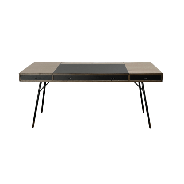 Cupertino Desk by BoConcept @ REHAUS