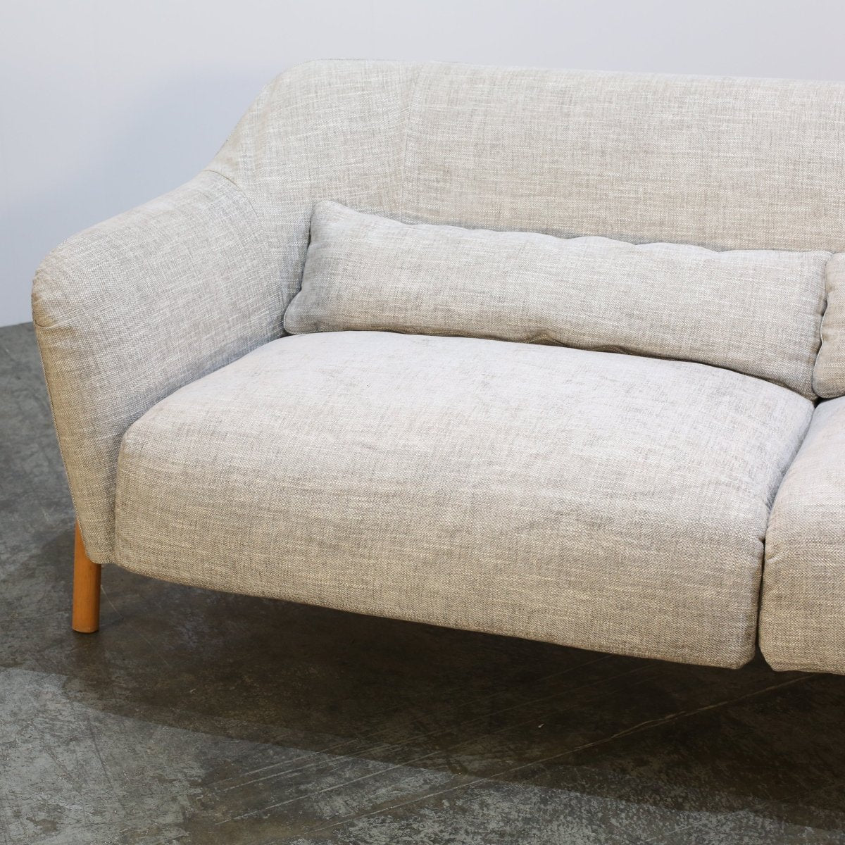 De Padova Pilotis Sofa by Philippe Nigro @ REHAUS
