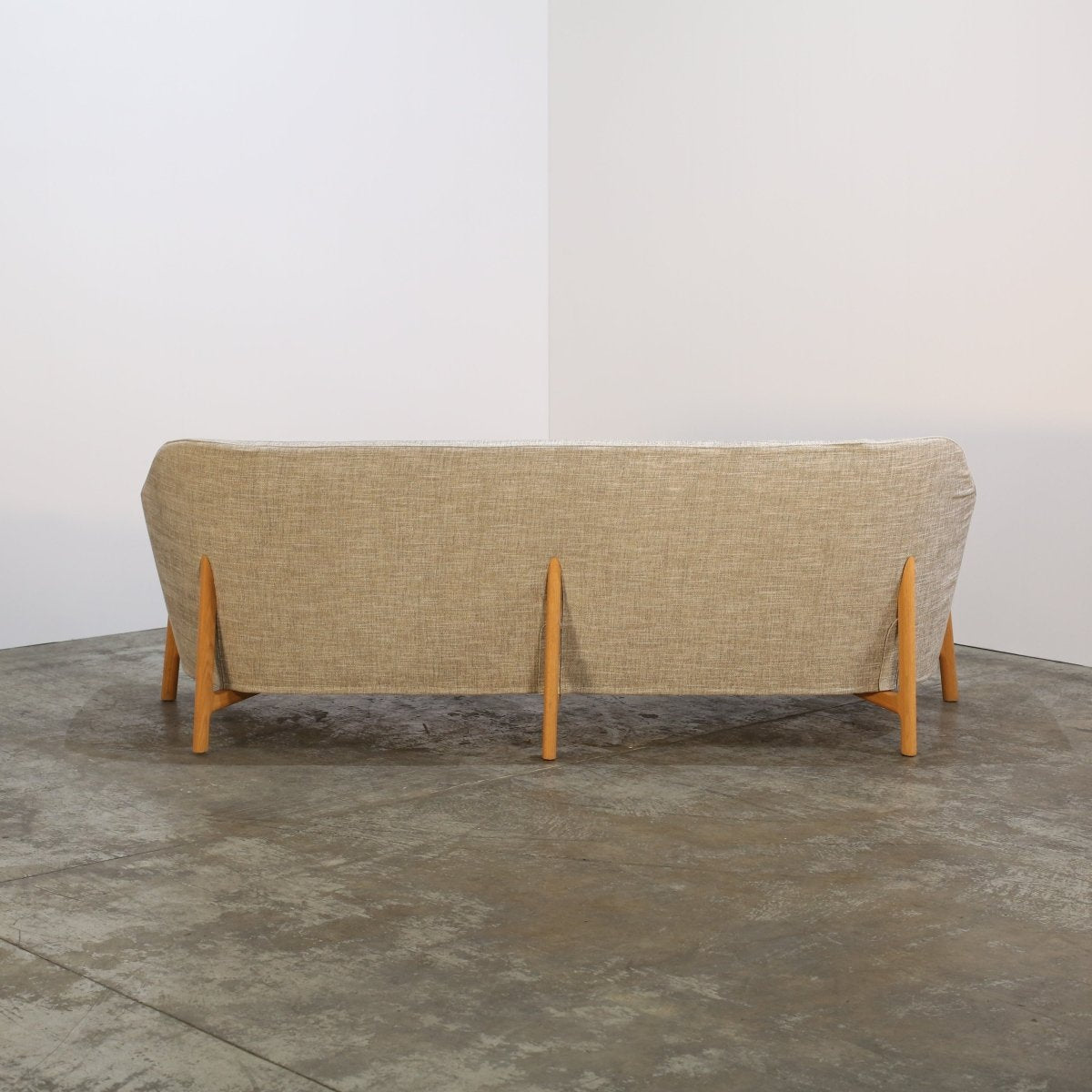 De Padova Pilotis Sofa by Philippe Nigro @ REHAUS