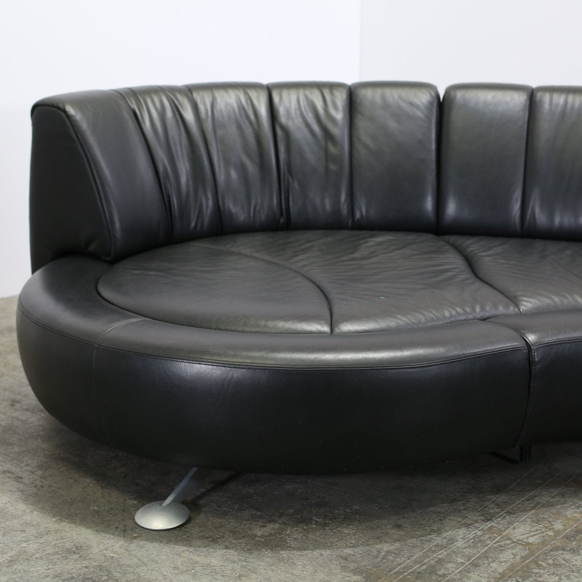De Sede 164/29 Leather Sofa by Hugo de Ruiter @ REHAUS
