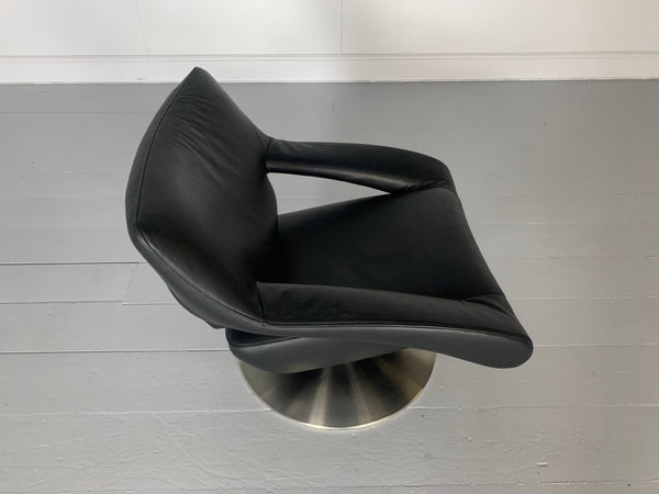 De Sede DS255/01 Armchair - In Black Leather @ REHAUS