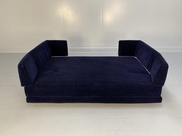 Edra L'Homme Et La Femme Daybed Sofa - In Navy Blue Mohair Velvet @ REHAUS