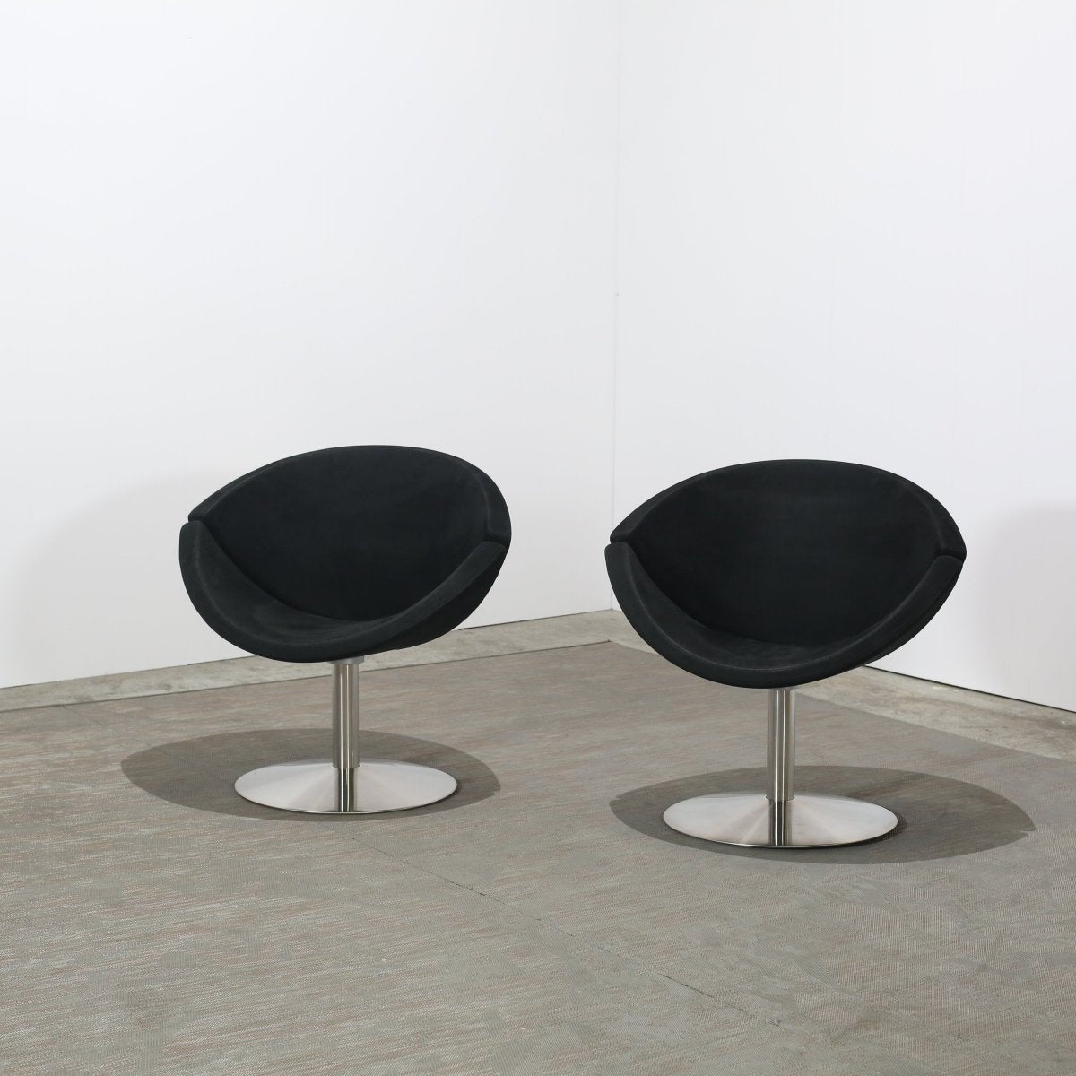 Erik Jørgensen Apollo EJ 96 Chairs, Set of Two @ REHAUS