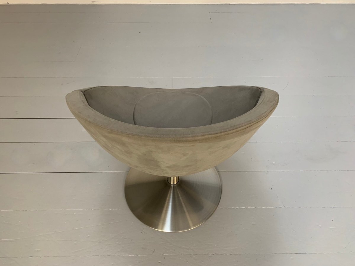 Erik Jorgensen Apollo EJ 96 Chair - In Mid - Grey Alcantara @ REHAUS