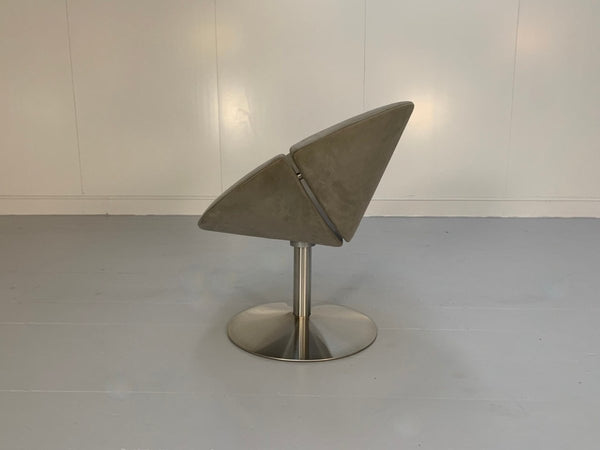 Erik Jorgensen Apollo EJ 96 Chair - In Mid - Grey Alcantara @ REHAUS