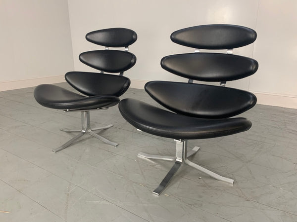 Erik Jorgensen Corona EJ5 Chairs in Black Apache Leather, Set of 2 @ REHAUS