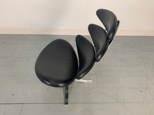 Erik Jorgensen Corona EJ5 Chairs in Black Apache Leather, Set of 2 @ REHAUS