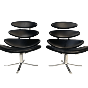 Erik Jorgensen Corona EJ5 Chairs in Black Apache Leather, Set of 2 @ REHAUS