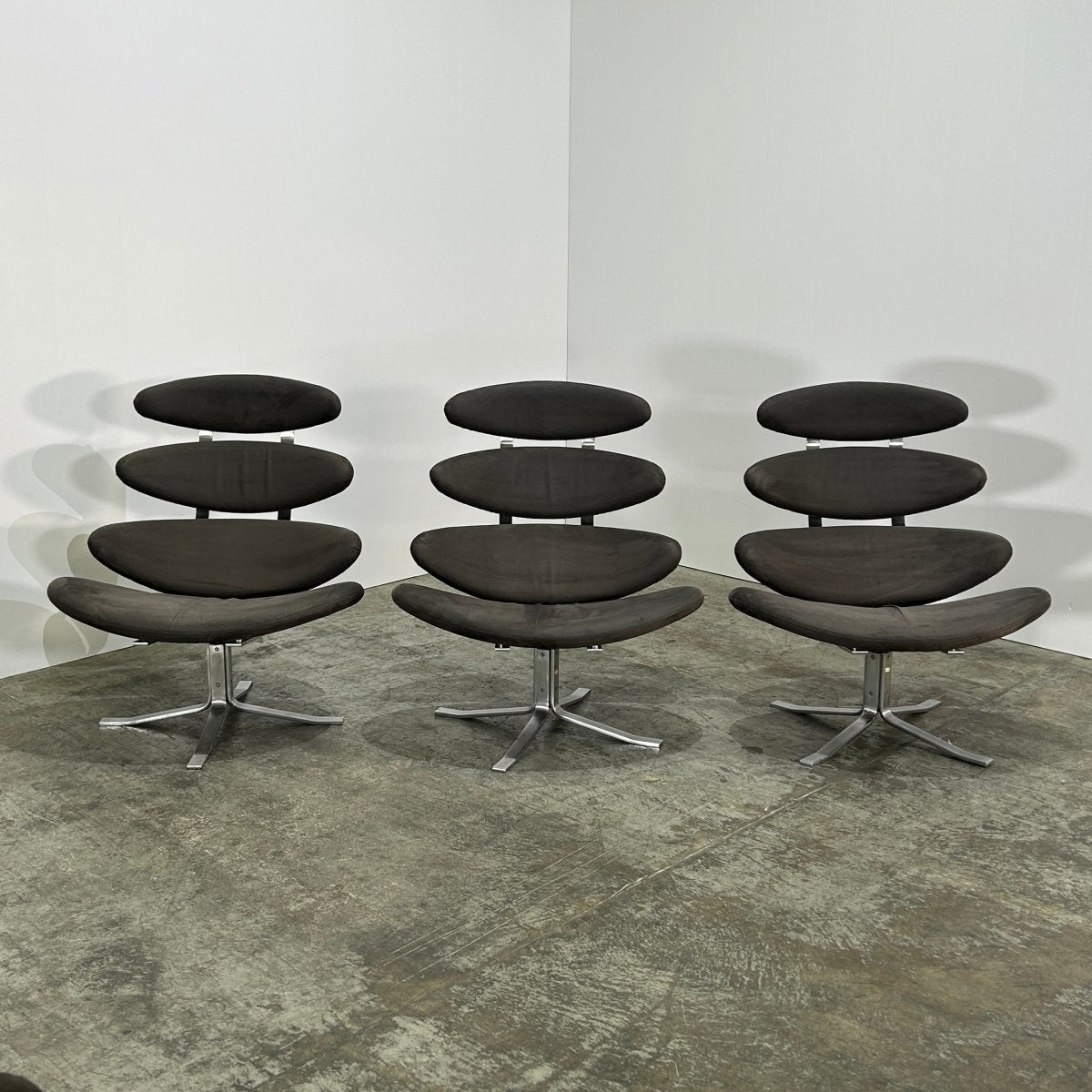 Erik Jørgensen EJ 5 Corona Chair by Poul M. Volther @ REHAUS