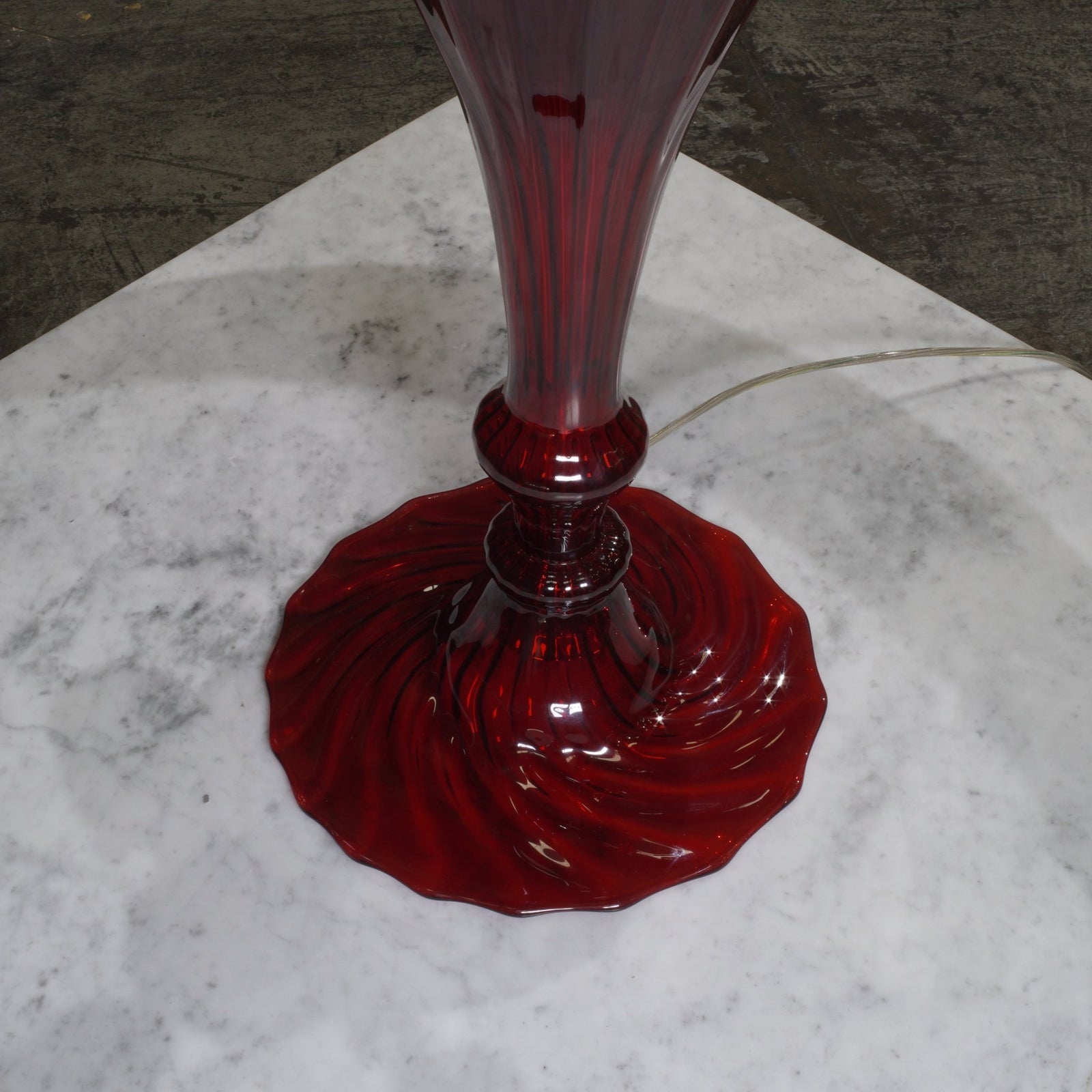 Fendi Casa Red Murano Table Lamp @ REHAUS