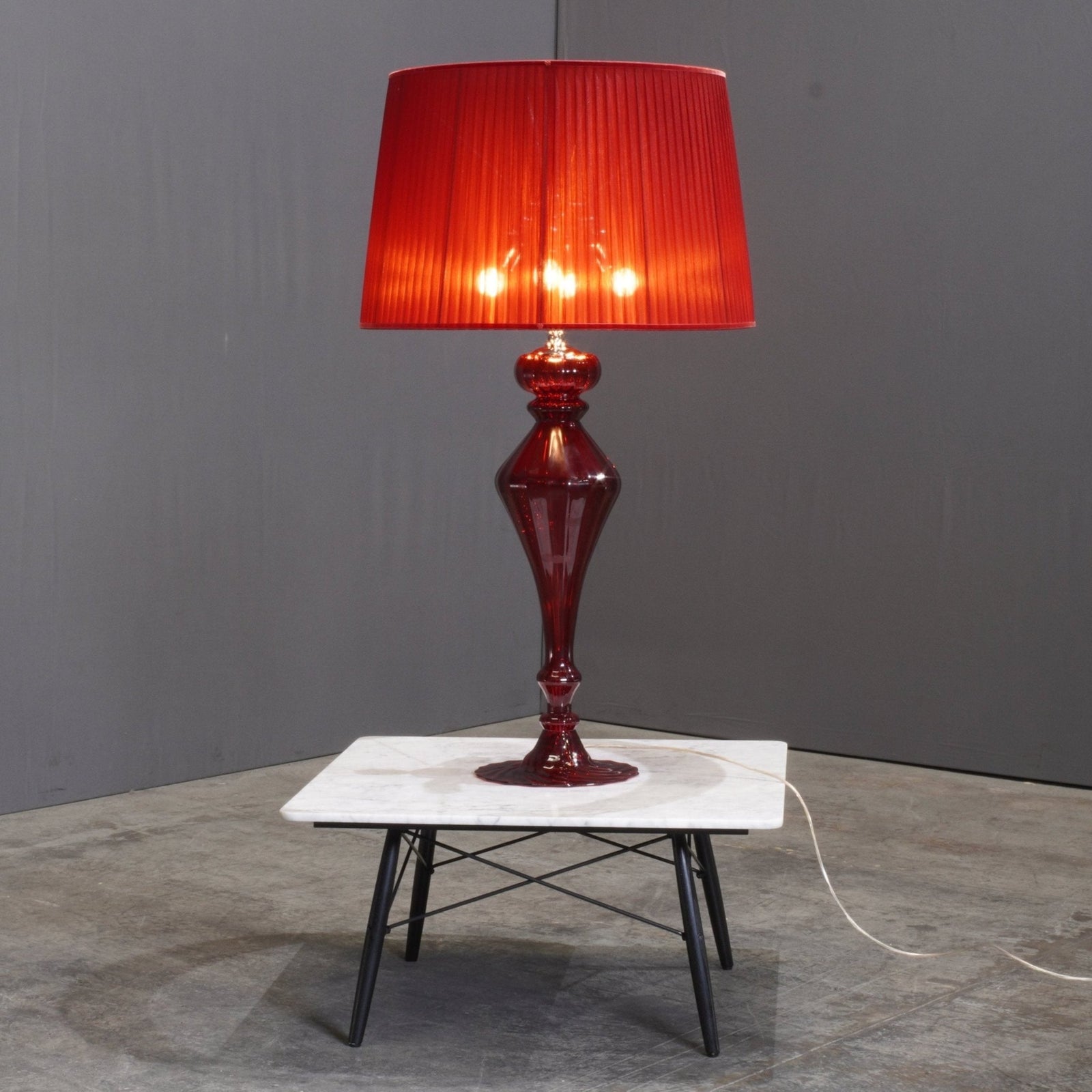 Fendi Casa Red Murano Table Lamp @ REHAUS
