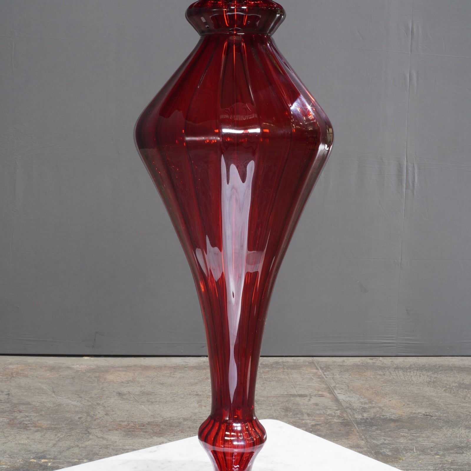 Fendi Casa Red Murano Table Lamp @ REHAUS