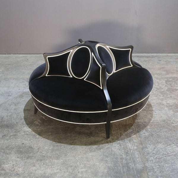 Féraud Round Chaise by Christopher Guy @ REHAUS