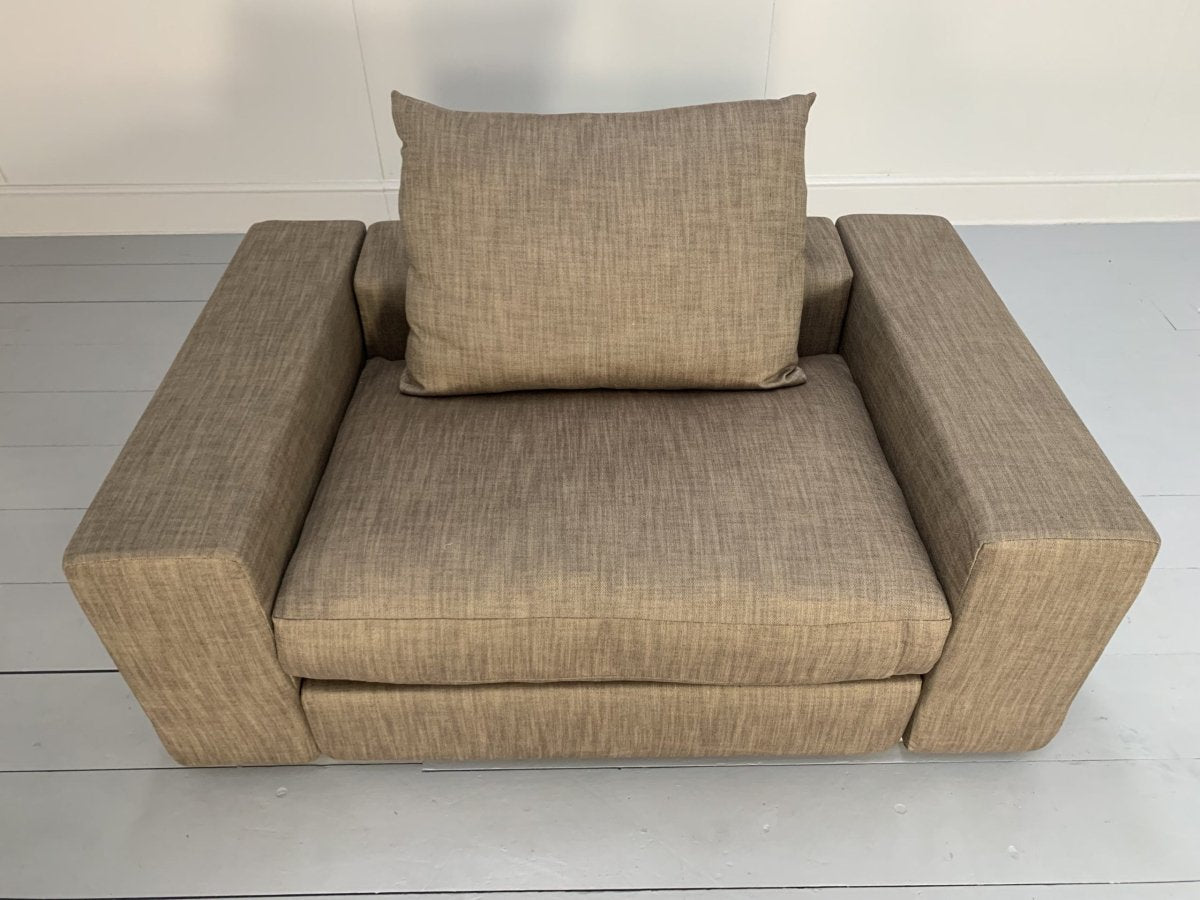 Flexform Groundpiece Sofa & 2 Armchair Suite - In Woven Linen @ REHAUS
