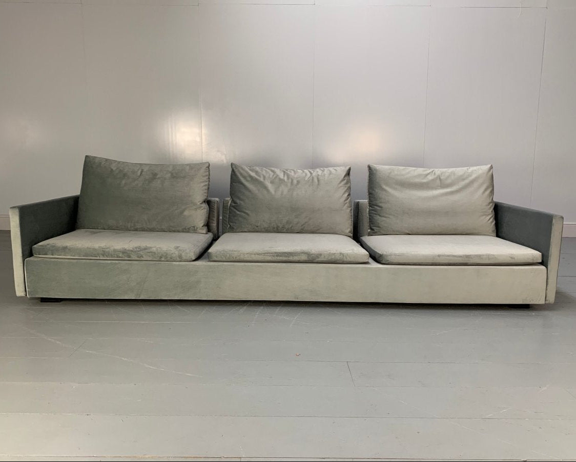 Flexform Resort Sofa - in Silver Grey Velvet Fabric @ REHAUS