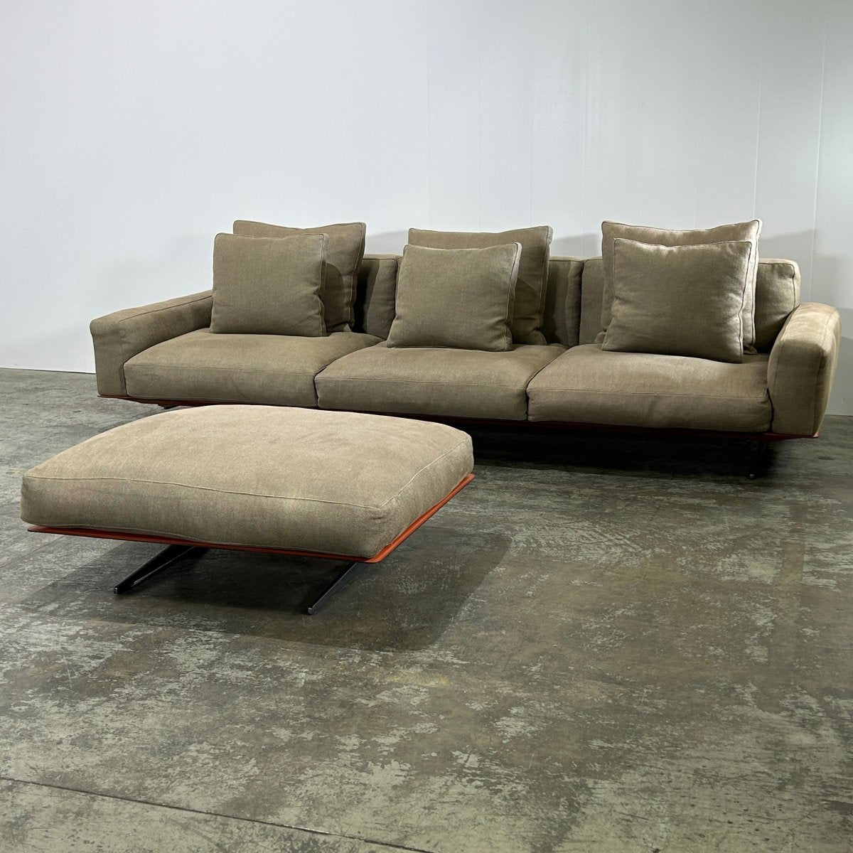 Flexform Soft Dream Three Seater Sofa & Ottoman @ REHAUS