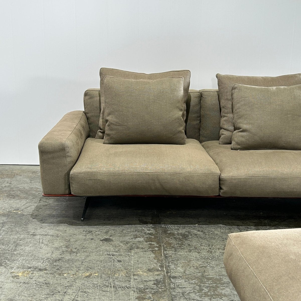Flexform Soft Dream Three Seater Sofa & Ottoman @ REHAUS