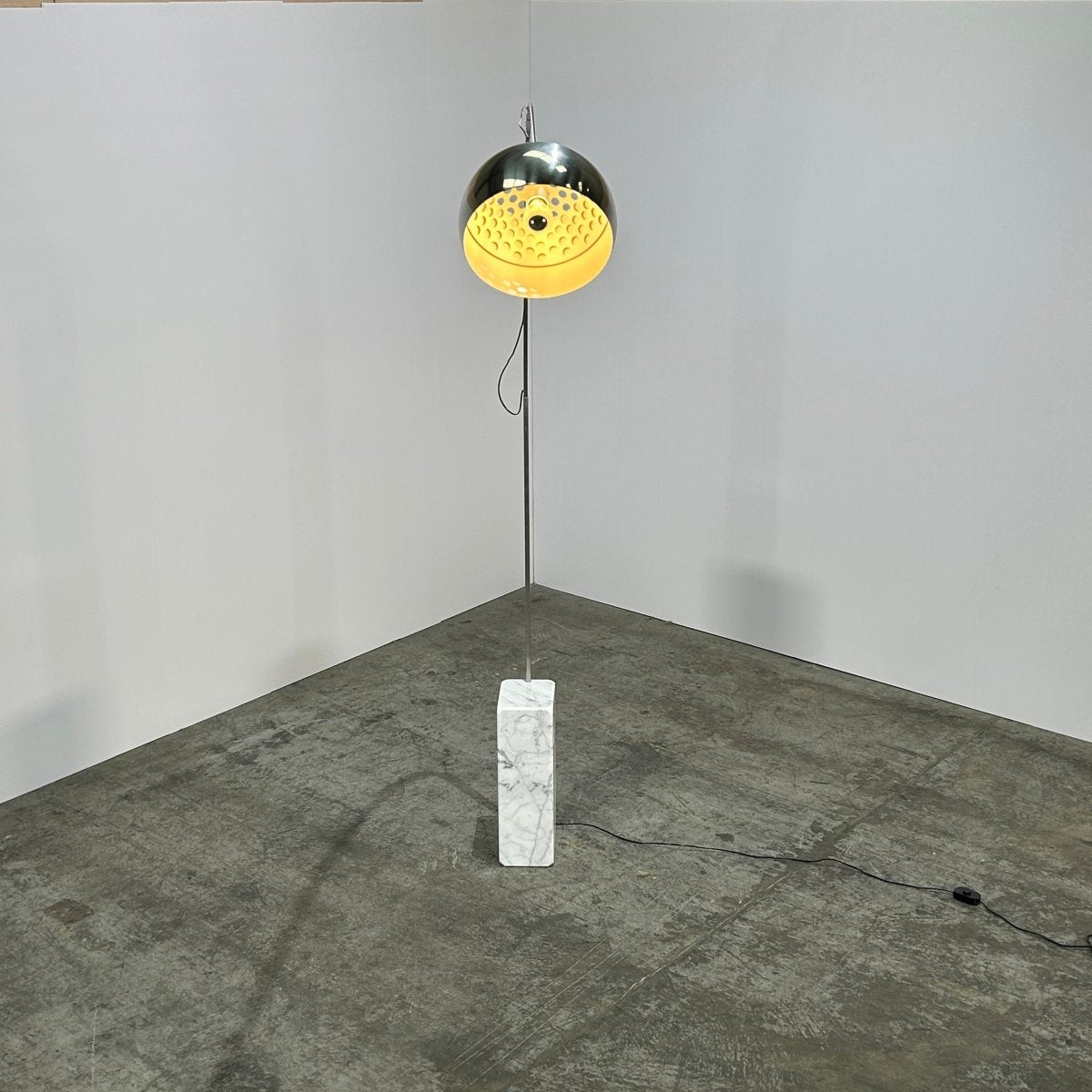 Flos Arco Floor Lamp by Achille and Pier Giacomo Castiglioni @ REHAUS