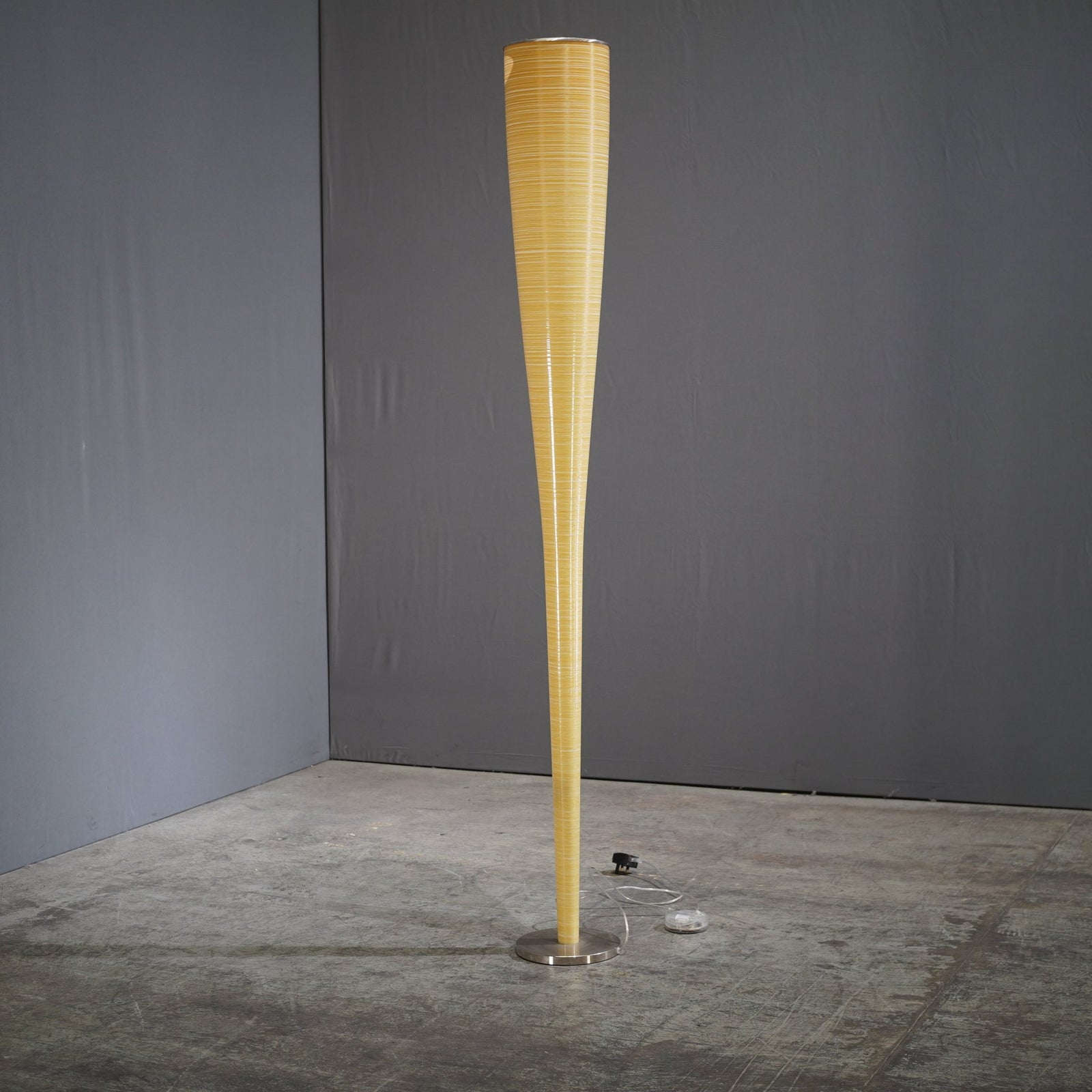 Foscarini Mite Floor Lamp by Marc Sadle - REHAUS - Foscarini
