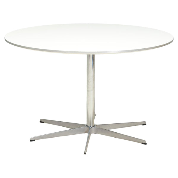 Fritz Hansen by Arne Jacobsen Circular White Dining Table - REHAUS - Fritz Hansen
