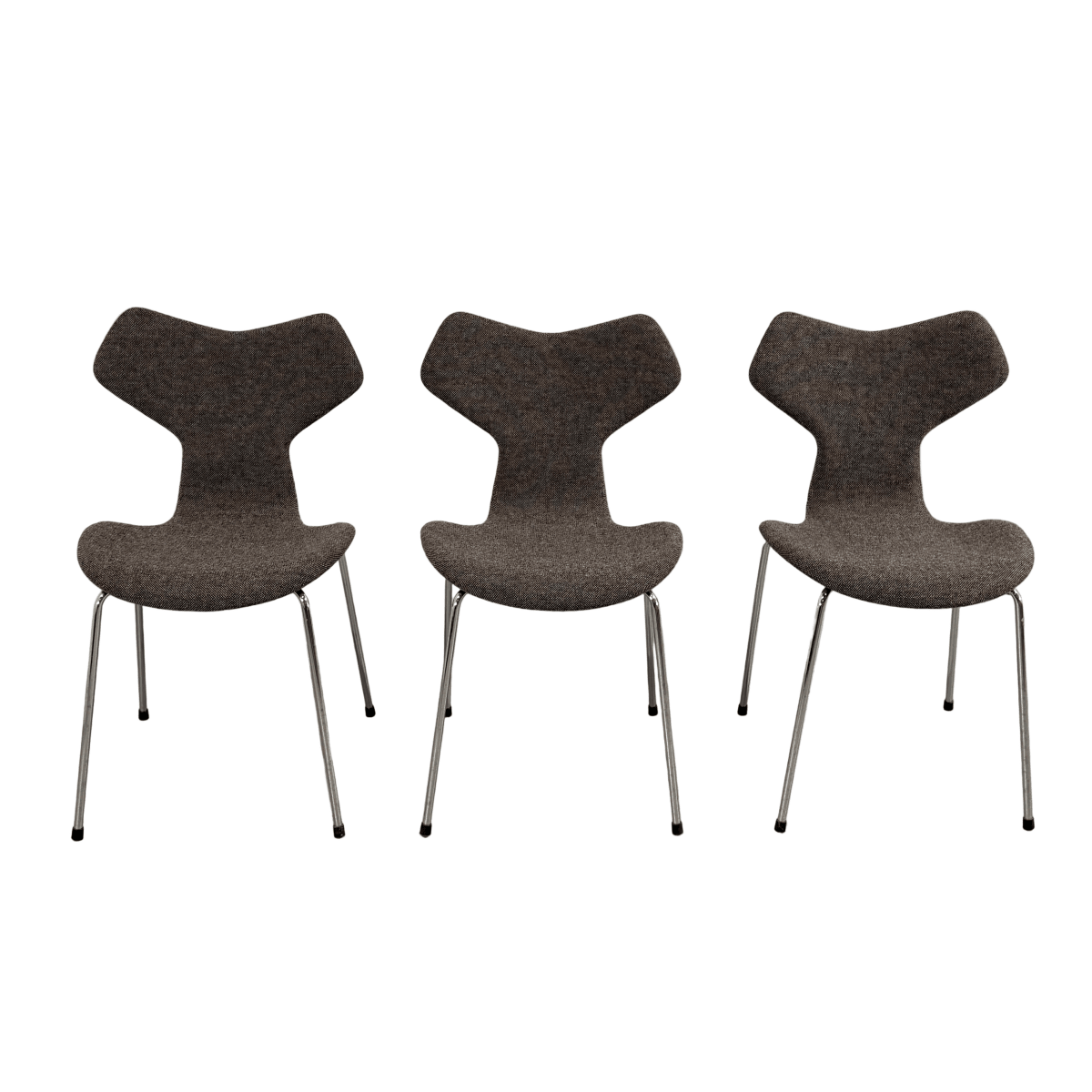 Fritz Hansen Grand Prix Chairs by Arne Jacobsen, Set of Three @ REHAUS