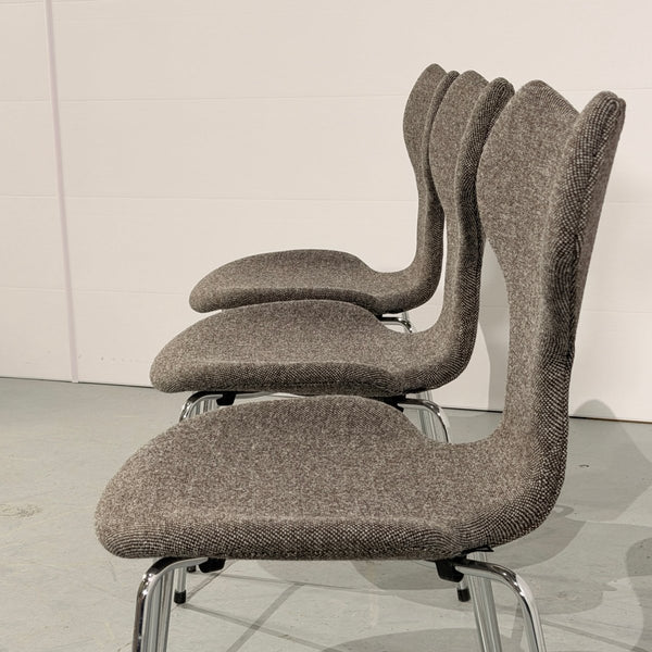 Fritz Hansen Grand Prix Chairs by Arne Jacobsen, Set of Three @ REHAUS