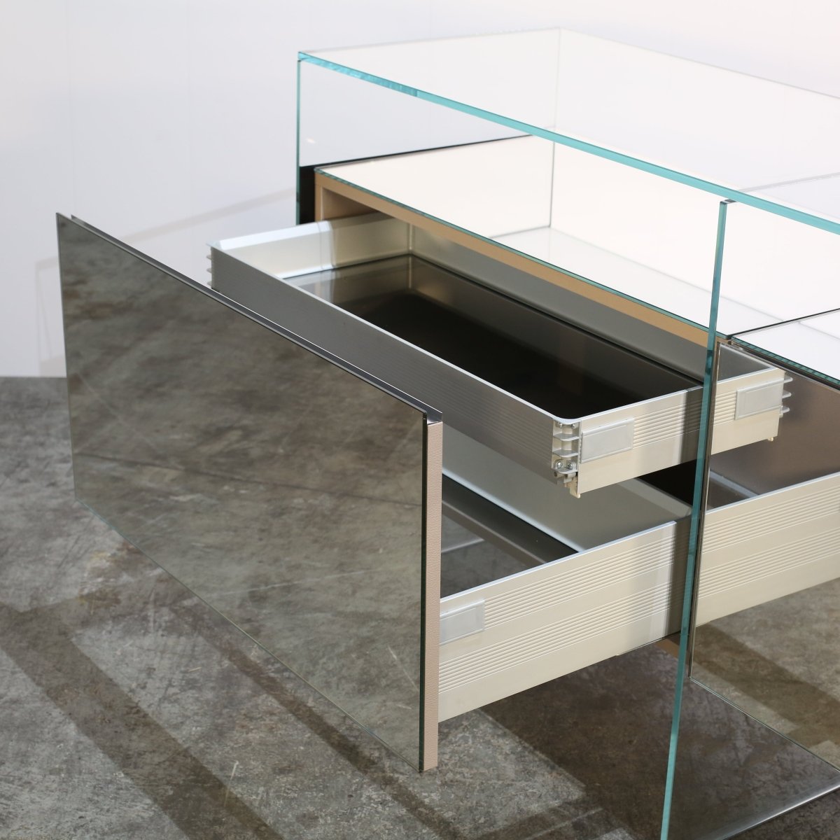 Gallotti & Radice Air Sideboard by Pinuccio Borgonovo @ REHAUS