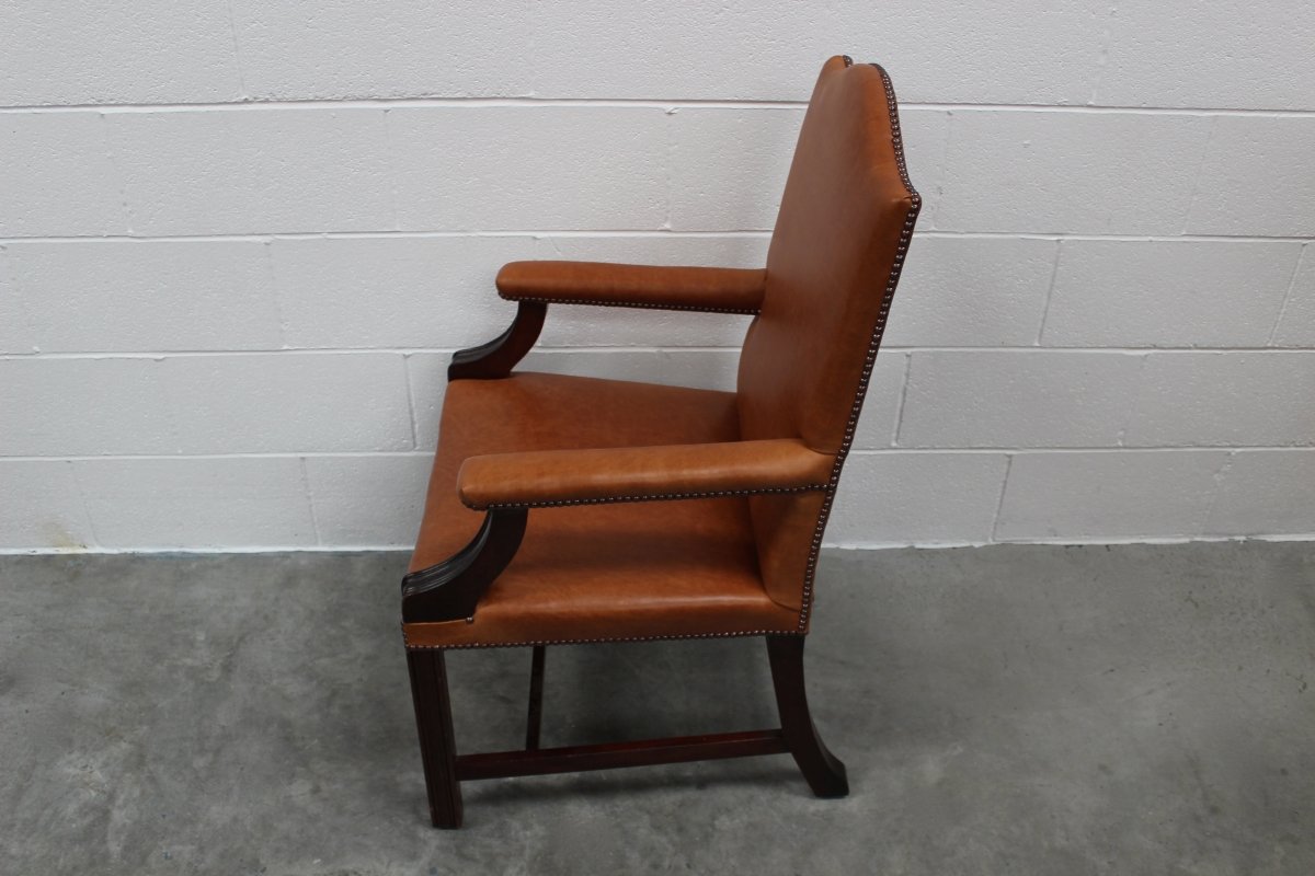 George Smith Armchair - Gainsborough - Unbuttoned Armchair in Tan - Brown Leather @ REHAUS