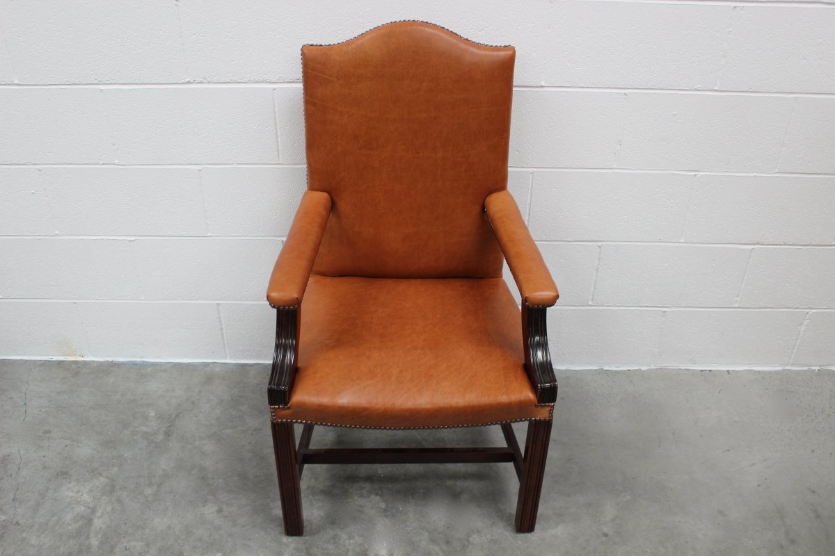 George Smith Armchair - Gainsborough - Unbuttoned Armchair in Tan - Brown Leather @ REHAUS