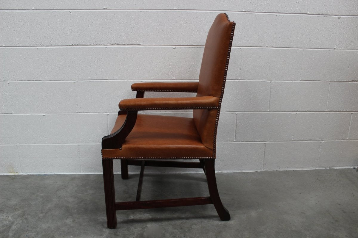 George Smith Armchair - Gainsborough - Unbuttoned Armchair in Tan - Brown Leather @ REHAUS