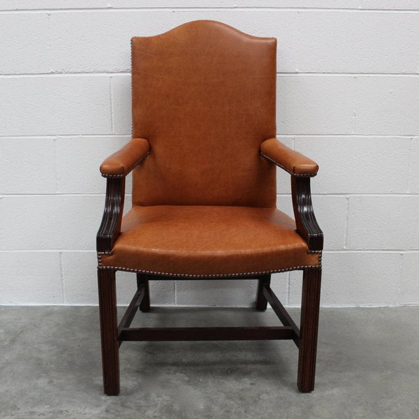 George Smith Armchair - Gainsborough - Unbuttoned Armchair in Tan - Brown Leather @ REHAUS