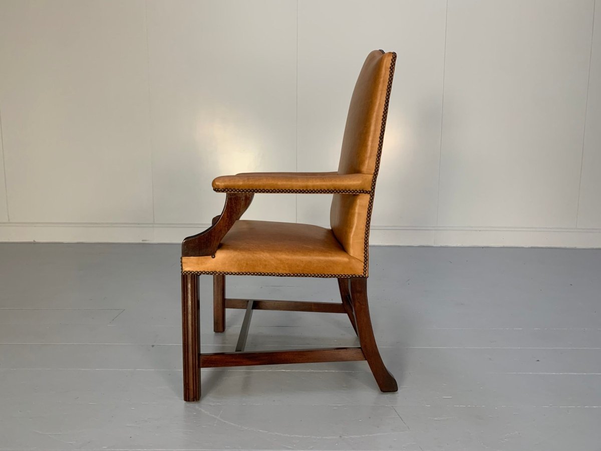 George Smith Gainsborough Unbuttoned Carver Armchair - In Tan - Brown Leather @ REHAUS
