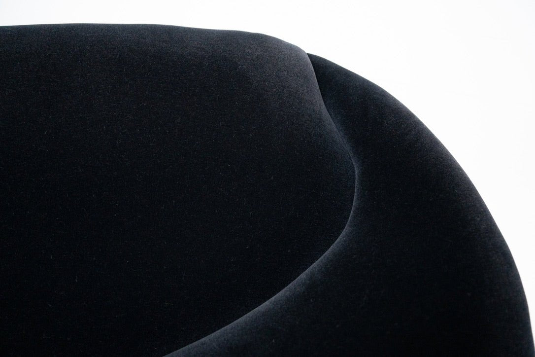 George Smith Sofa - Bean 4 - Seat Sofa by Tom Dixon - In Kvadrat Haakon Mohair - Velvet in Black @ REHAUS