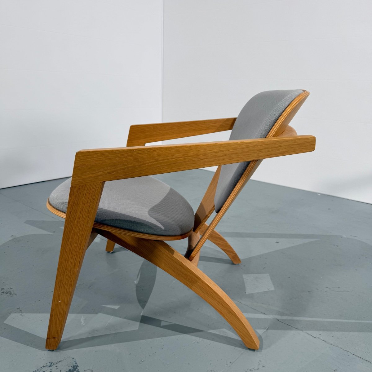 Getama 460 Butterfly Chairs by Hans Wegner, Set of Two @ REHAUS