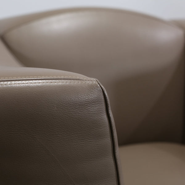 Giorgetti Leather Armchair @ REHAUS