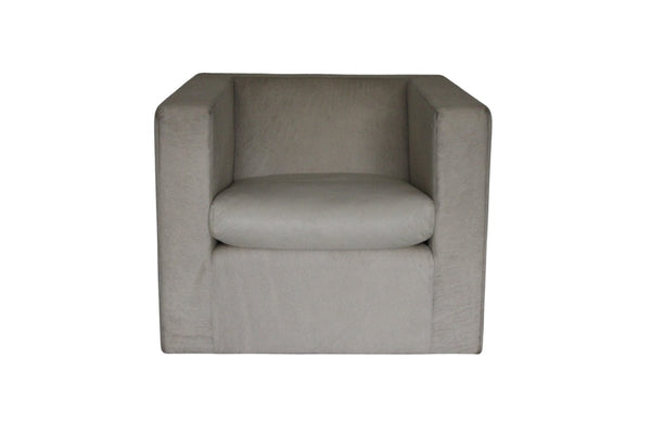 Gorgeous Minotti Suitcase Armchair in Pony Skin & Pelle Leather @ REHAUS