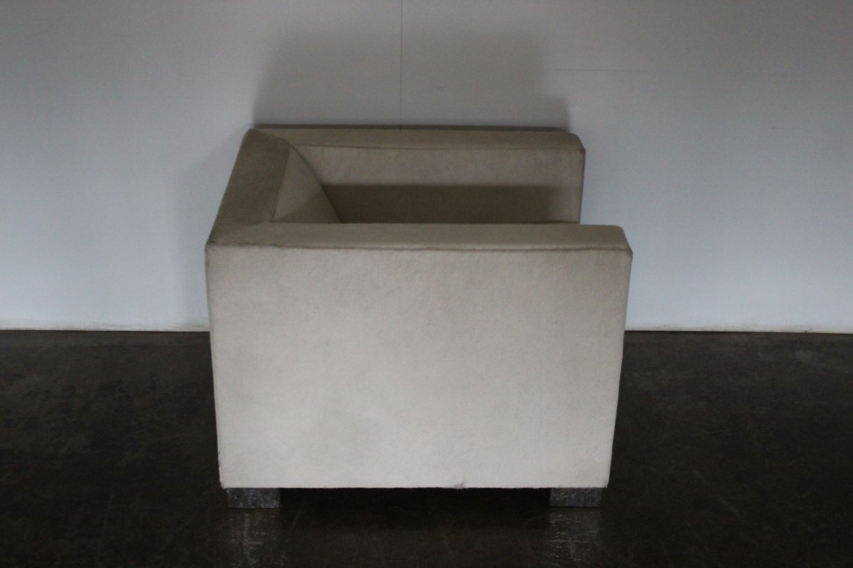 Gorgeous Minotti Suitcase Armchair in Pony Skin & Pelle Leather @ REHAUS