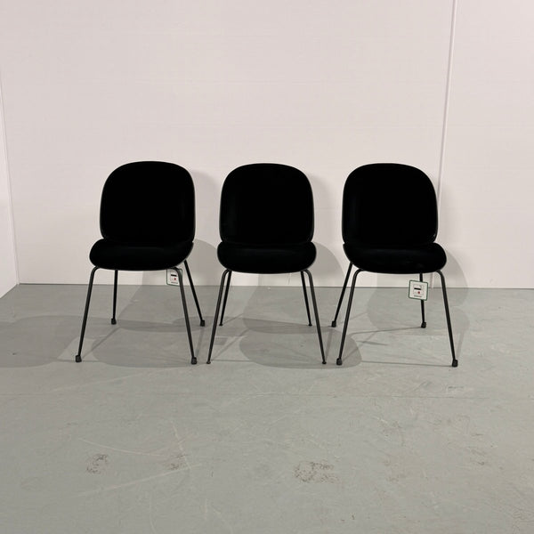 GUBI BEETLE CHAIR VELVET, SET OF SIX @ REHAUS