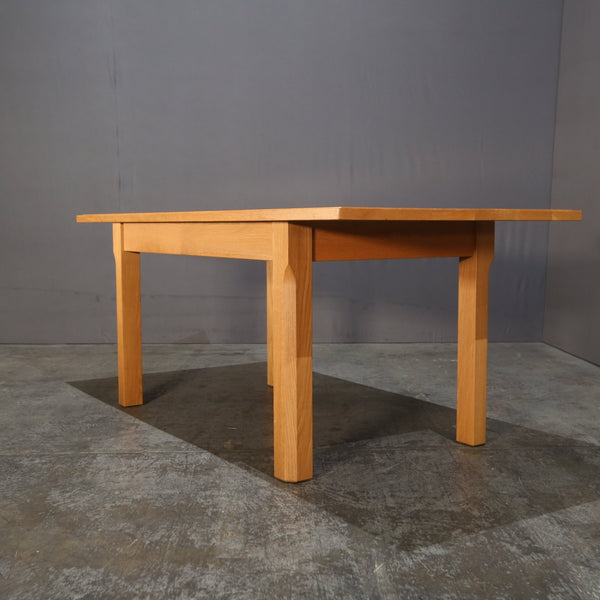 Heal's Oak Six Seater Dining Table @ REHAUS