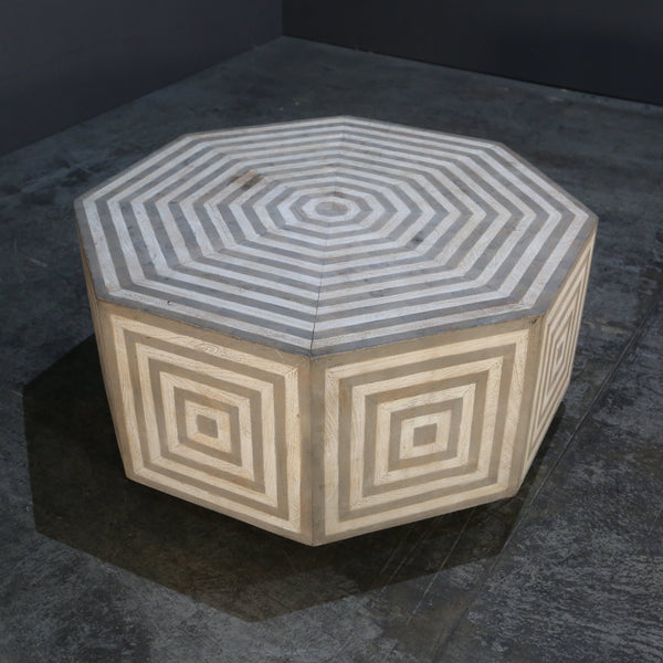 Hooker Furniture Mango Wood Coffee Table on Castors @ REHAUS