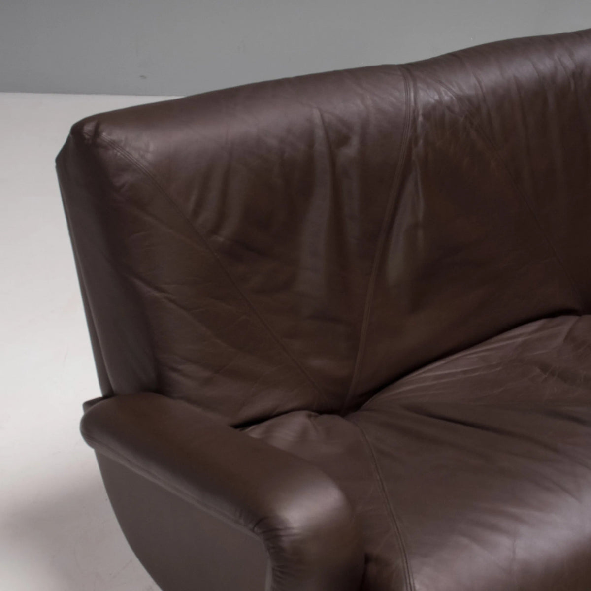 Howard Keith Vintage Brown Leather Sofa & Footstool - REHAUS - Howard Keith