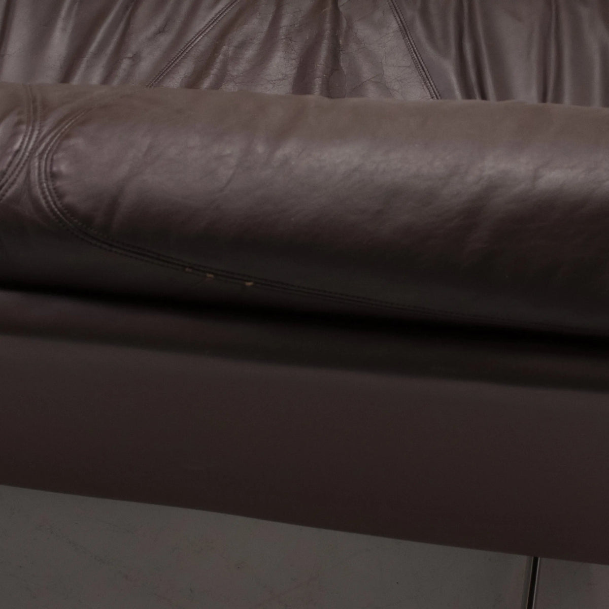 Howard Keith Vintage Brown Leather Sofa & Footstool - REHAUS - Howard Keith